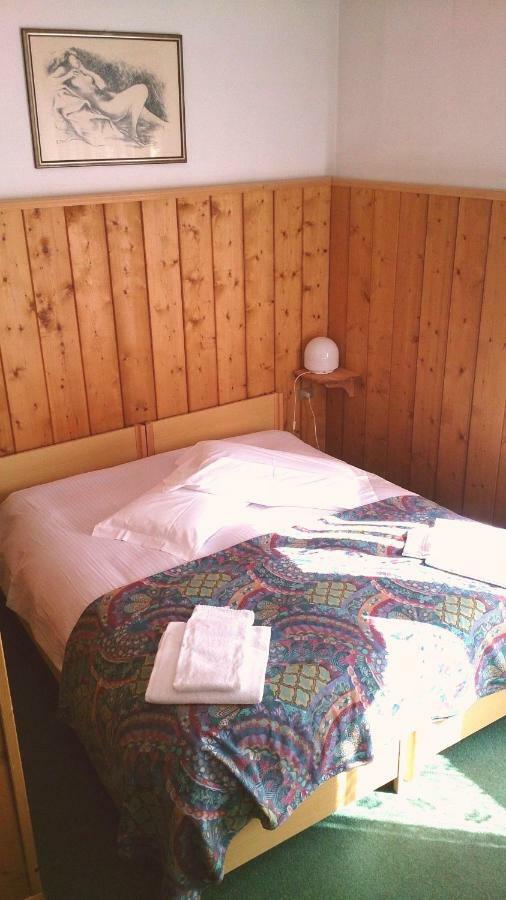 B&B Lo Scoiattolo Nebbiu Exterior foto