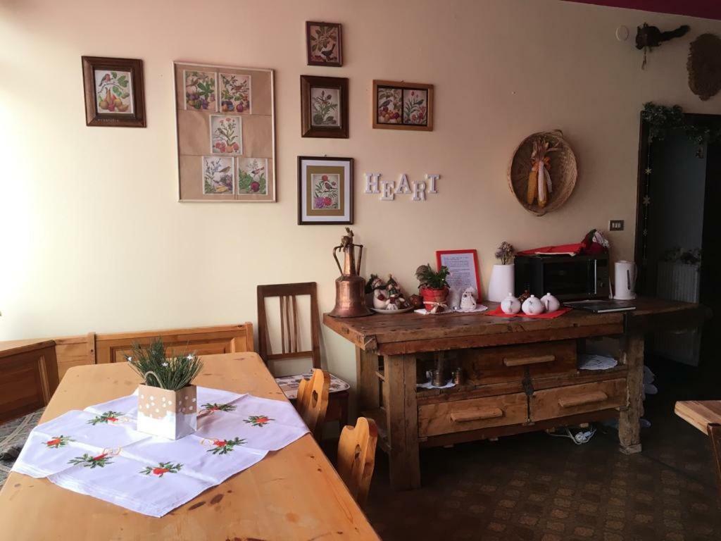 B&B Lo Scoiattolo Nebbiu Exterior foto